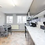 Luxury 4 Bed House Battersea