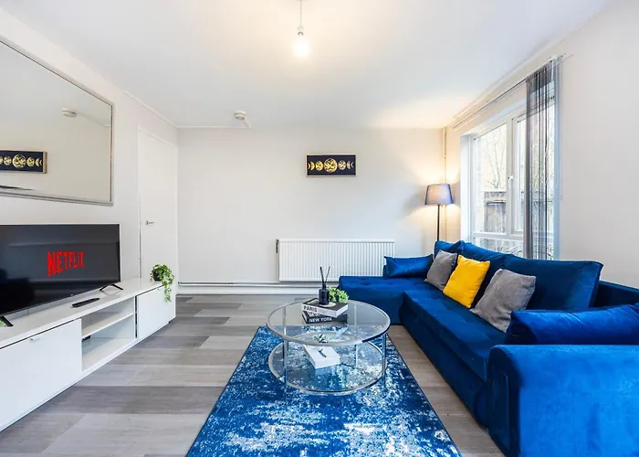 Luxury 4 Bed House Battersea