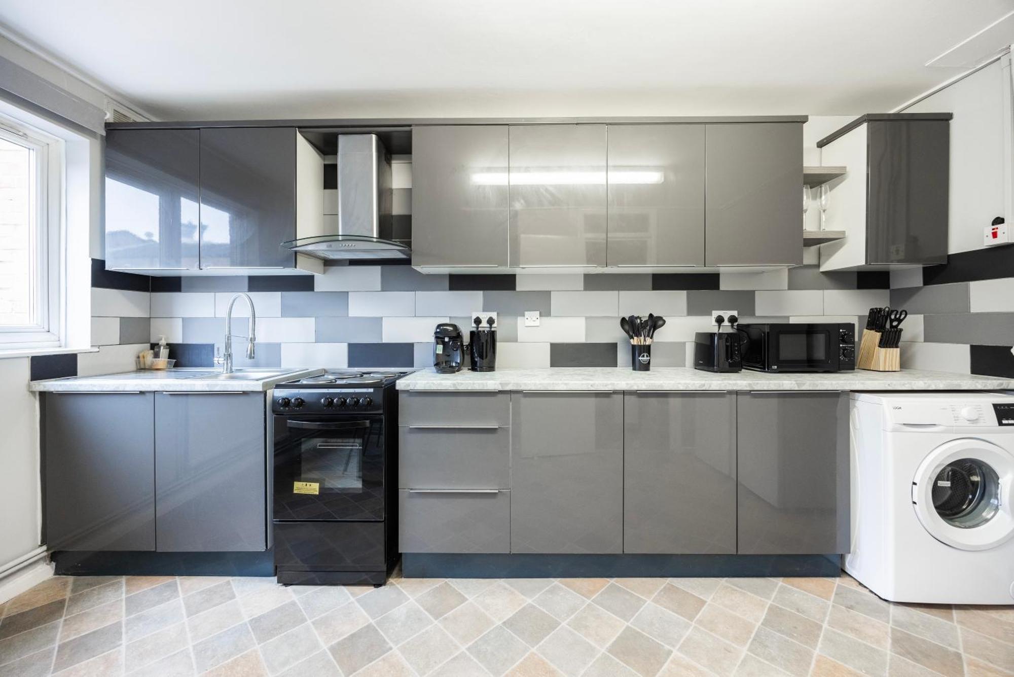 Luxury 4 Bed House Battersea Apartment London