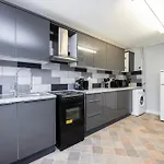 Luxury 4 Bed House Battersea