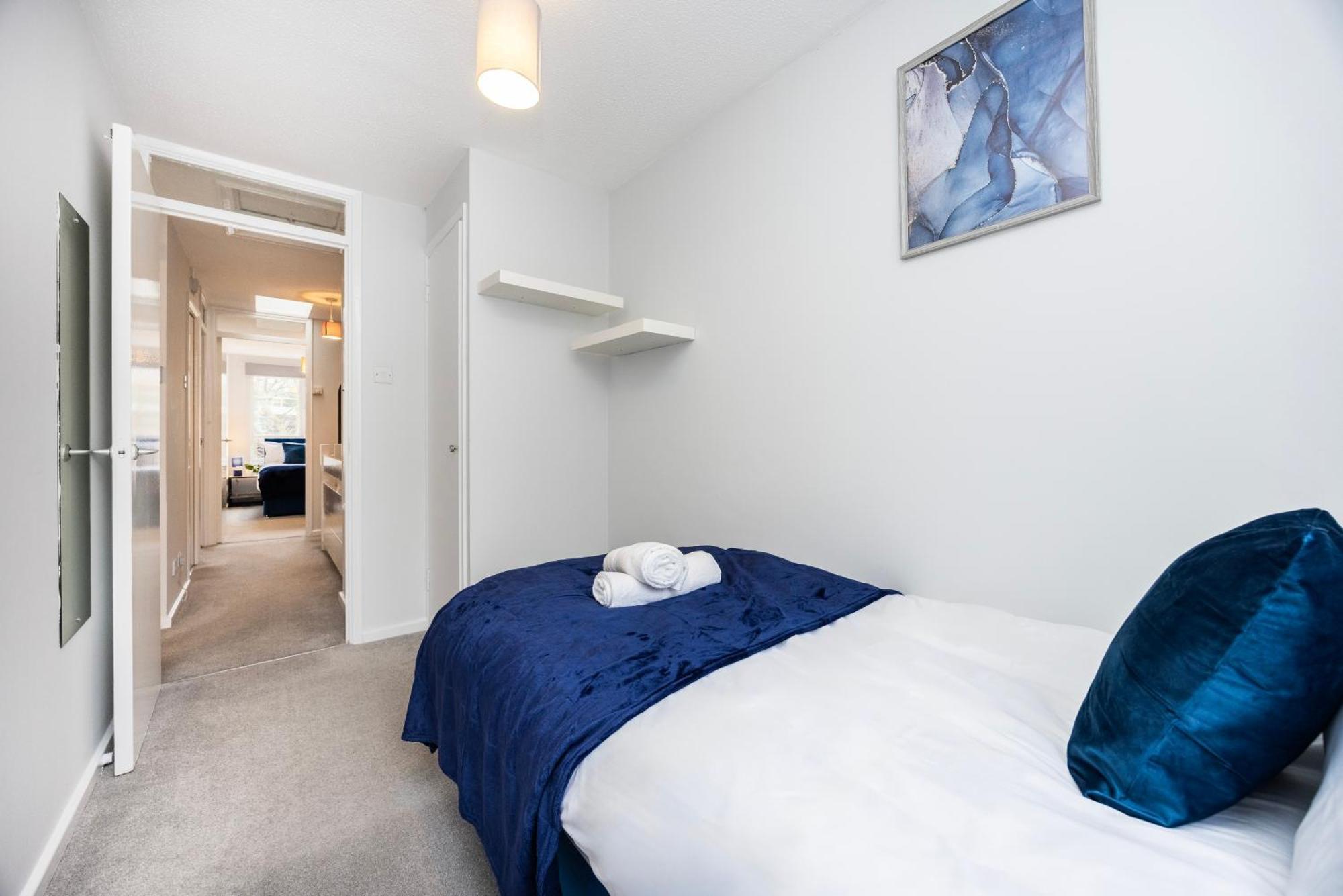 Luxury 4 Bed House Battersea Apartment