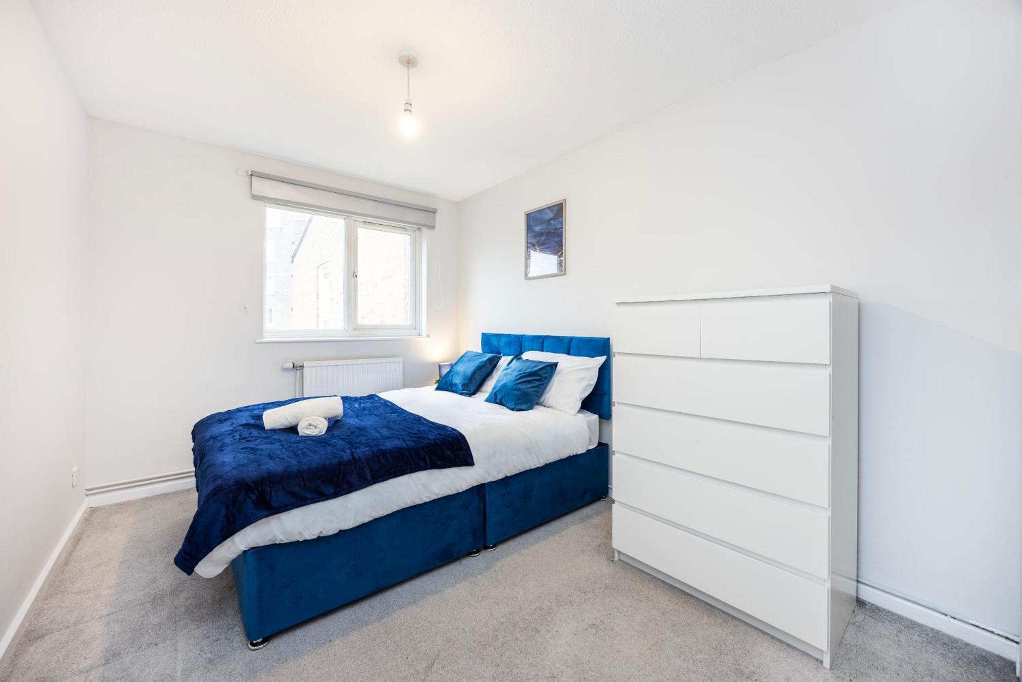 Luxury 4 Bed House Battersea * London